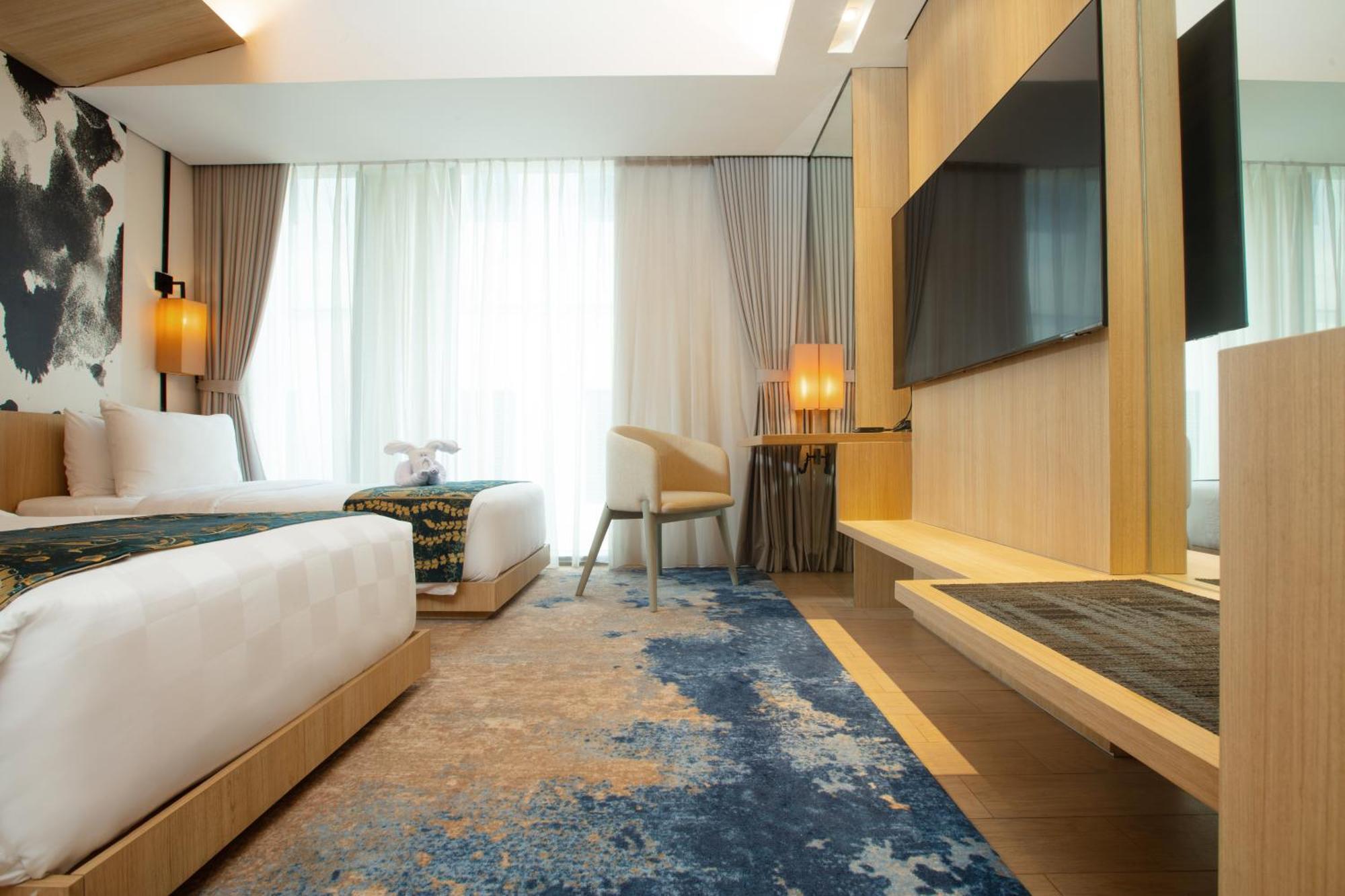 Louis Kienne Cikarang Hotel & Service Apartment Бекаси Экстерьер фото
